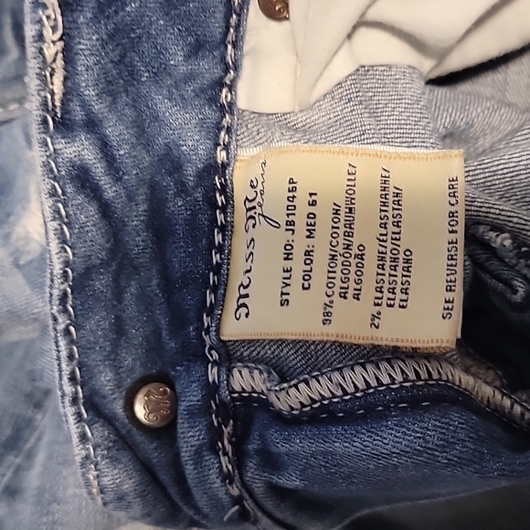 Miss Me Boyfriend Capri Distressed Jeans 27 Light Blue - Picture 5 of 6